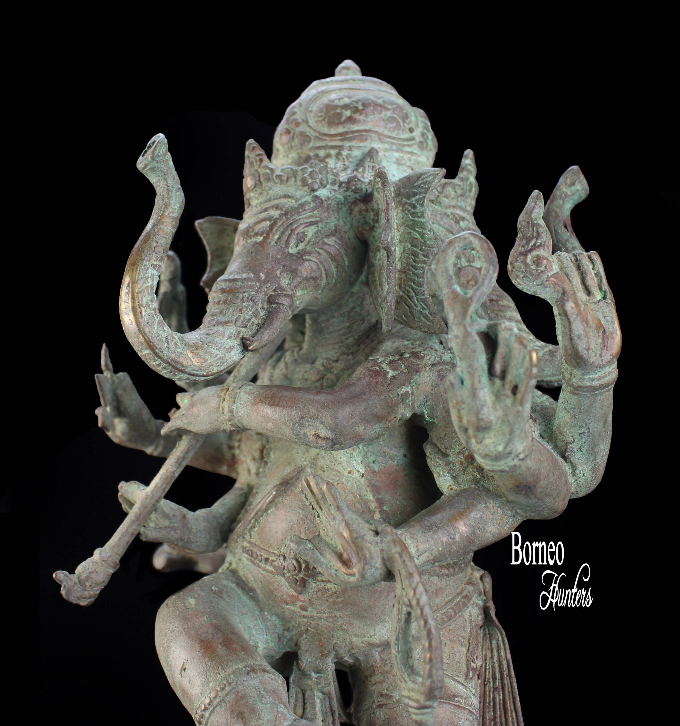 トリムカ・ガナパティブロンズ彫刻：台座付き三面ガネーシャ像 - Etsy 日本