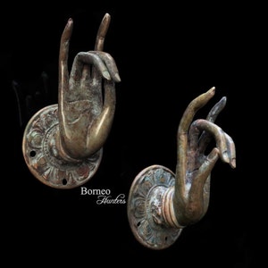 Graceful Hands 14x10x4CM  In Vitakra Mudra: Gesture Of Great Compassion~Home Display Brass Cabinet/Drawer Handle