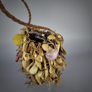 20×18cm Bilum Bag From Papua New Guinea, Ceremonial Bag Mixed Shells Vintage Collectible Currency Exchange Medium Yangoru Art Home Decor