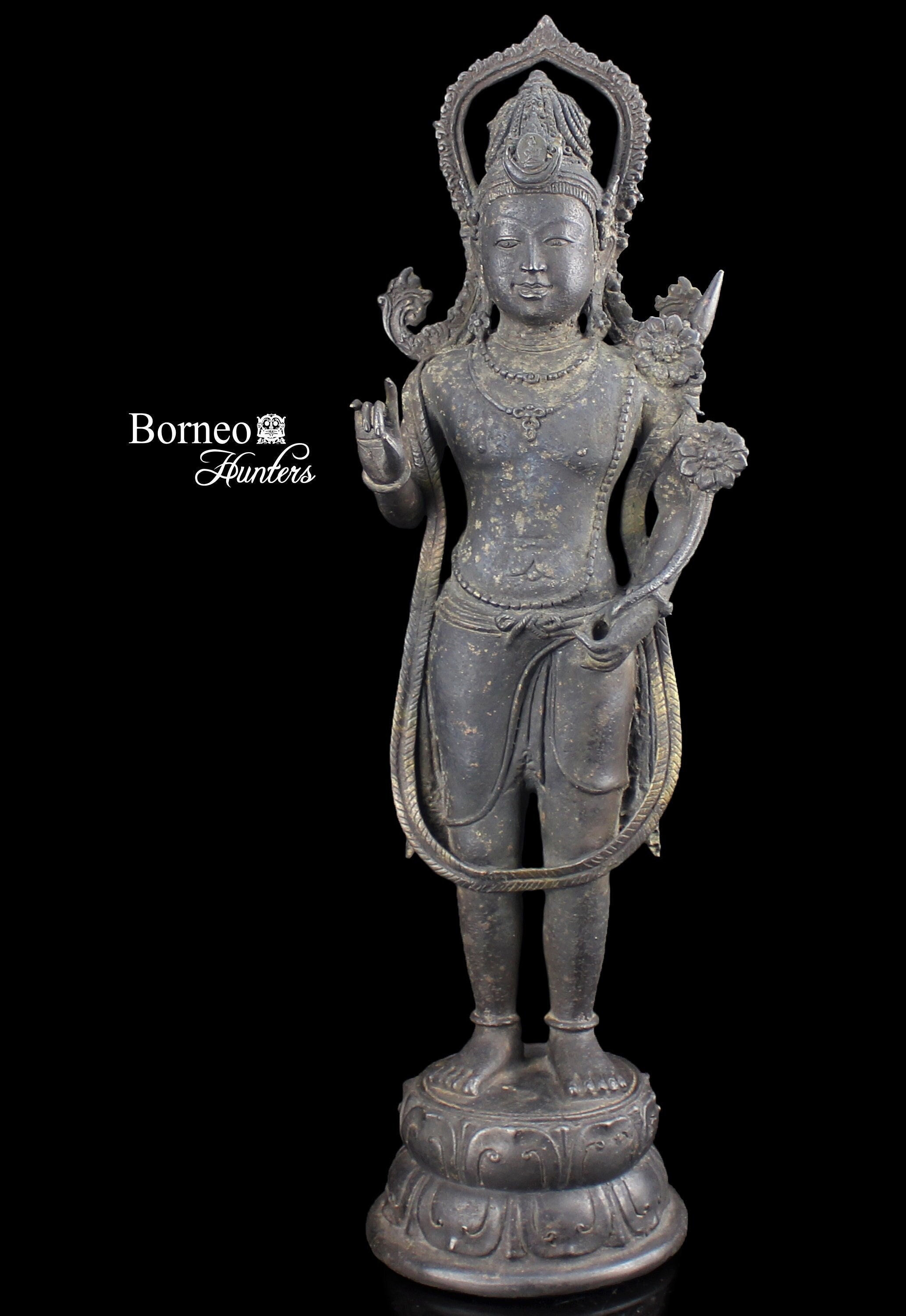 44cm Avalokiteshvara Statue Antique Indonesian Style Bronze Javanese 19Th Century Bodhisattva Lokeshvara