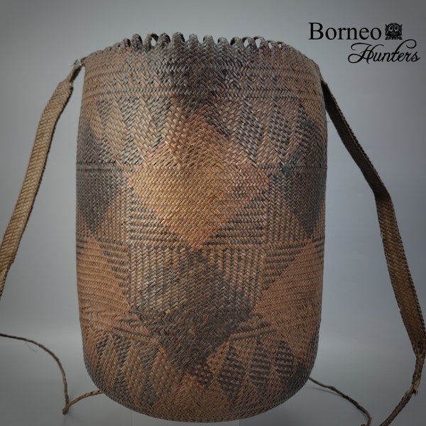 32cm Borneo Basket AJAT Light Traveling Basket/Bag/Back Pack Ornate Fine 2.5mm Rattan Strand Plaitwork From Penan Tribe Borneo