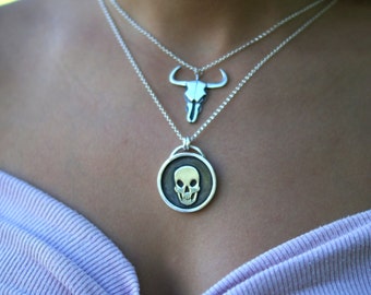 Ciondolo medaglione teschio in argento sterling, collana uomo teschio, Memento Mori, ciondolo in argento sterling fatto a mano