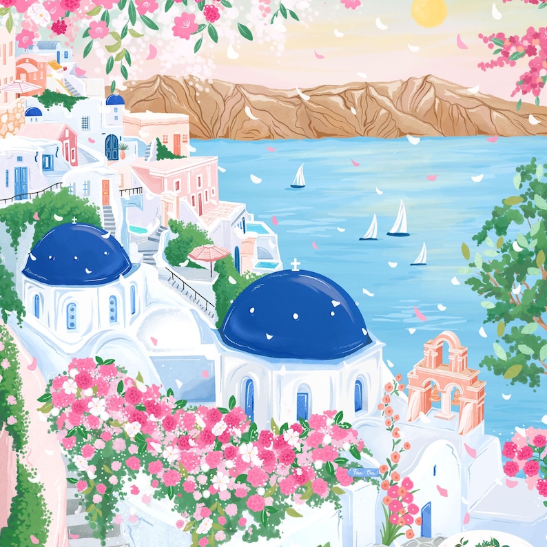 以下が含まれることがあります： 白い建物、青いドーム、ピンクの花が描かれた、海岸沿いの村のイラスト。青い海に浮かぶヨット、山脈、明るい太陽が描かれています。旅のポスターを彷彿とさせるスタイルです。