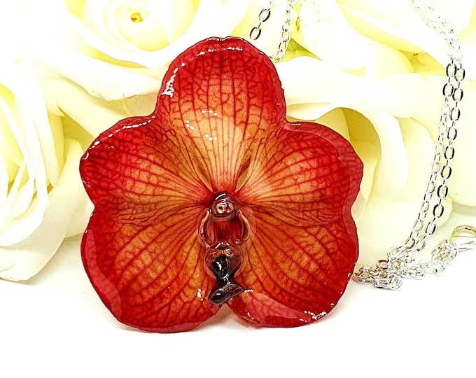 Real Vanda Orchid Flower Necklace in Pink