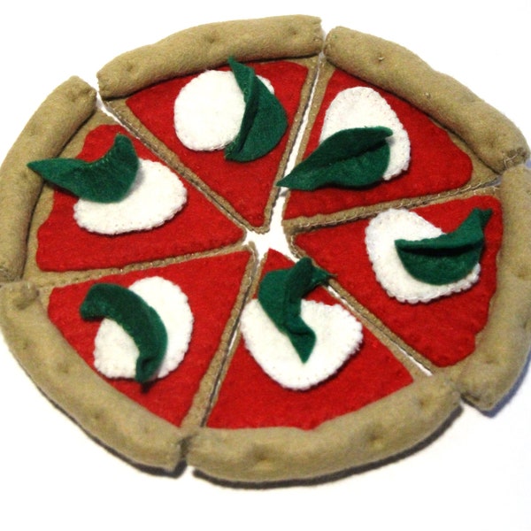 Pizza Margherita sewn from felt, 6 pizza slices with 6 cheese and basil for play kitchen, felt food, play food