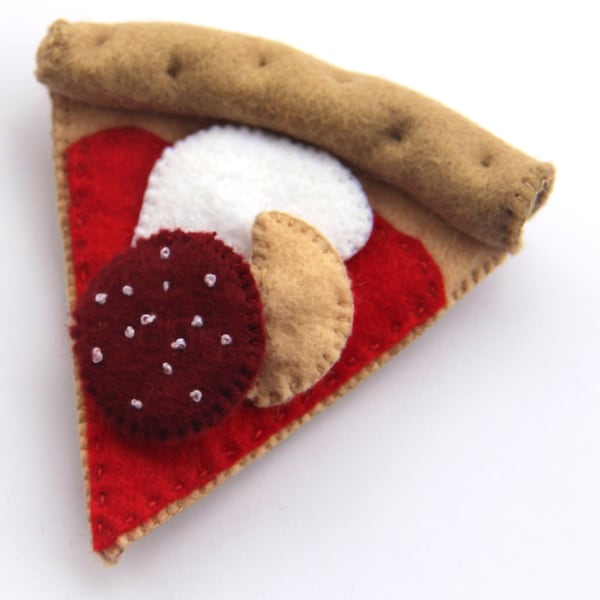 Pizza optionally 1 - 6 slices sewn from felt with salami, cheese and mushrooms for play kitchen, felt food, play food
