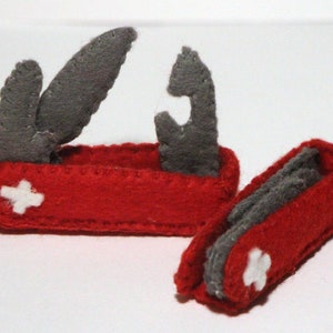 Filtkniv schweizisk armékniv handsydd leksaksbutikstillbehör barnkök Montessori rollspel bild 8