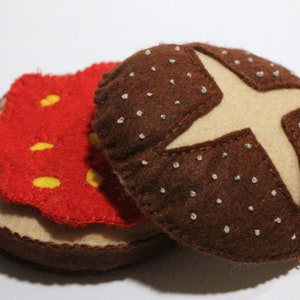 Pretzel roll with strawberry jam hand-sewn from felt for the play kids kitchen, felt food, play food, fake food, farmers market