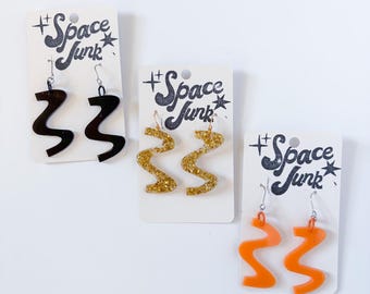 Abstract Wiggle 60s/90s Earrings handmade epoxy resin