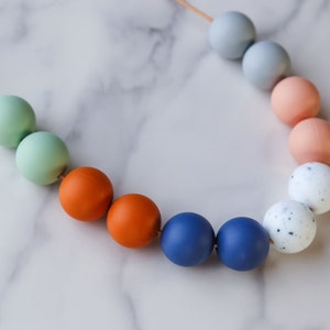 Nursing Necklace - Breastfeeding Necklace - Sensory Friendly Jewelry - Handmade Silicone Necklace - Baby Shower Gift - Gift for New Mom