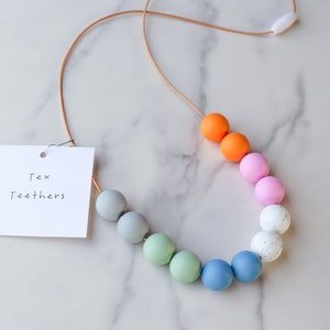 Nursing Necklace - Breastfeeding Necklace - Sensory Friendly Jewelry - Handmade Silicone Necklace - Baby Shower Gift - Gift for New Mom