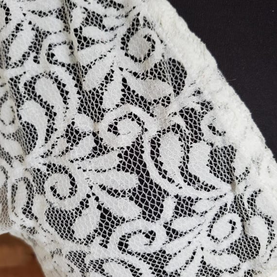 White Lace Choli Tribal Belly Dance Costume View 2