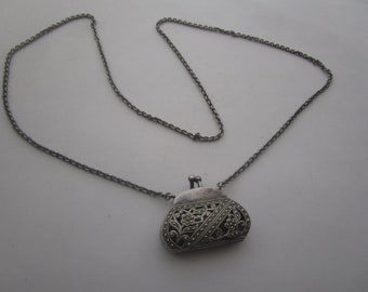 Wonderful Antique Sterling Silver & Brilliant Marcasite Fancy Filigree Purse Pendant Necklace WOW