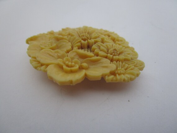 Antique Art Nouveau Fancy Plastic Flower Brooch - image 3