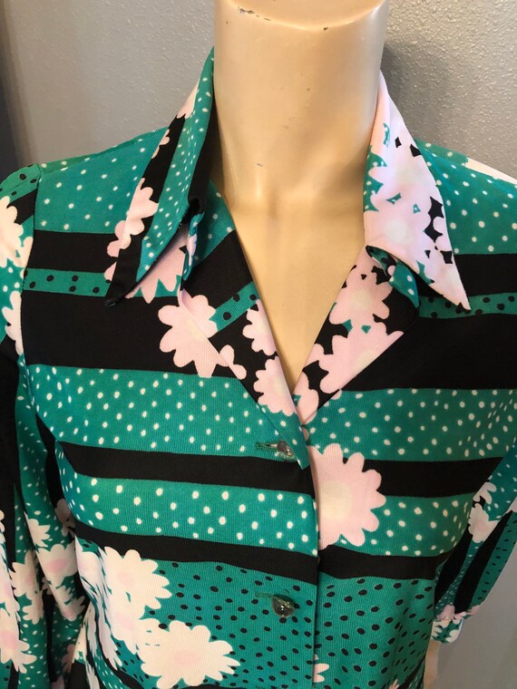 Sweet Vintage 70s green and pink Floral blouse by… - image 6