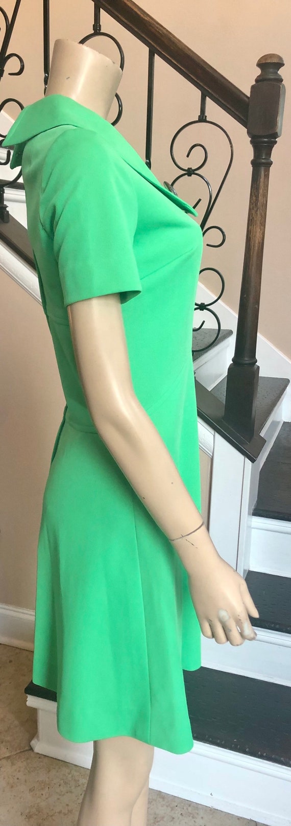Cute Vintage 70s Green Mod Dress by Jennifer Dall… - image 3