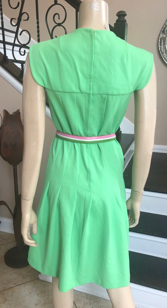 Cute Vintage 70s Lime Green Sleeveless Polyester … - image 5