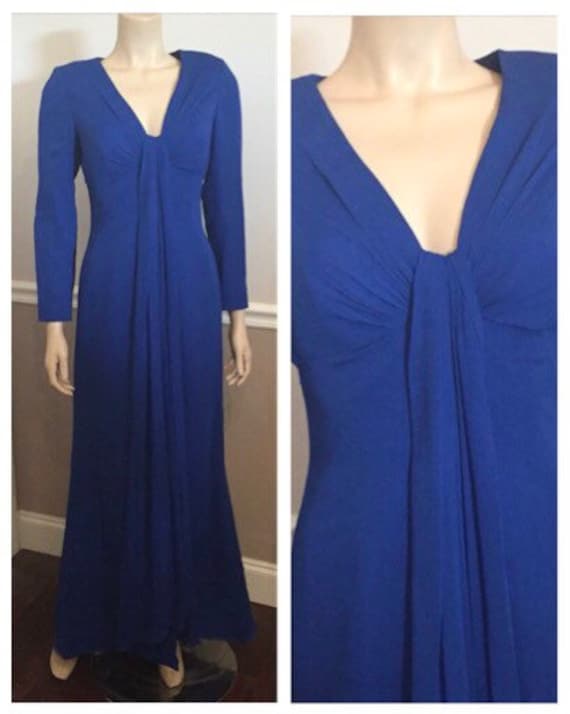 Stunning Vintage Blue Travilla formal Chiffon Even