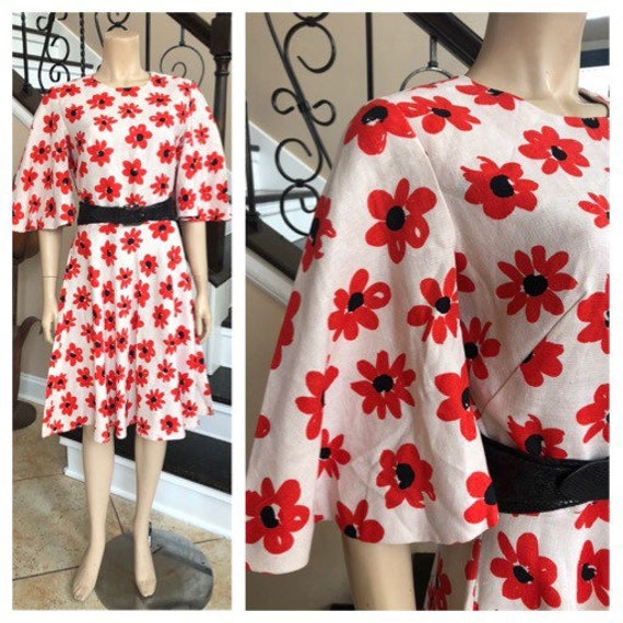 Cute Vintage 70s Flutter Sleeve Red Floral dress … - image 1