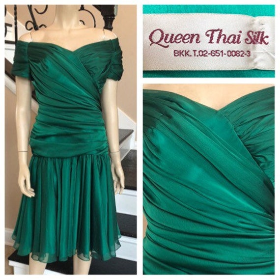 Gorgeous Vintage Emerald Green Thai Silk Formal o… - image 10