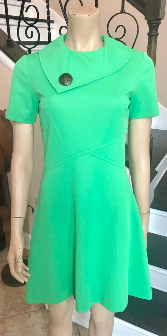 Cute Vintage 70s Green Mod Dress by Jennifer Dall… - image 9