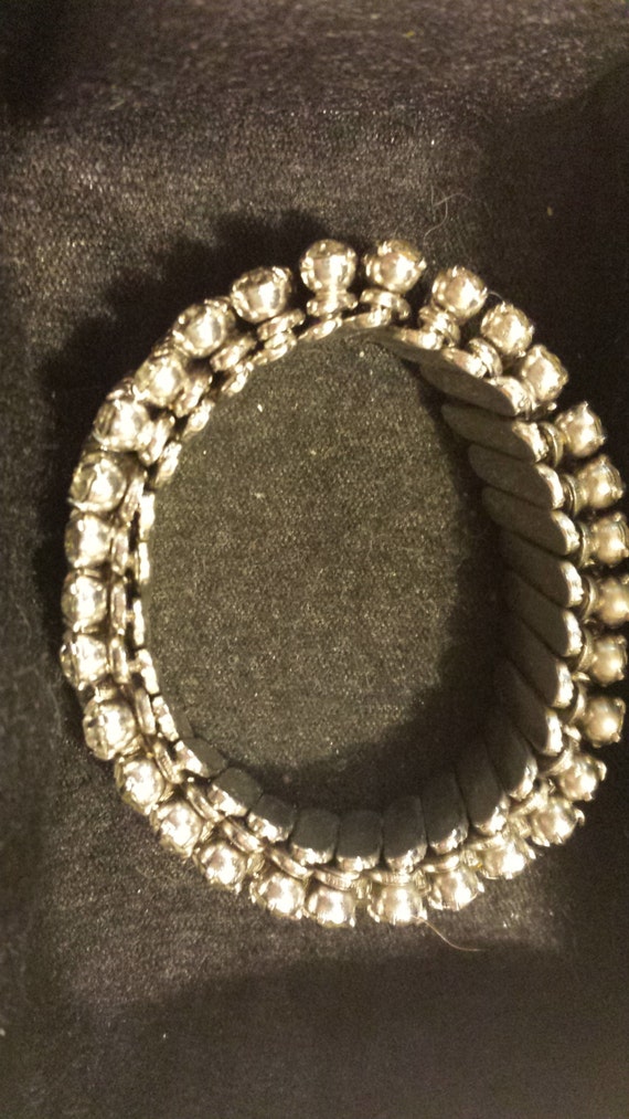 1950s vintage rhinestone cuff bracelet - image 3