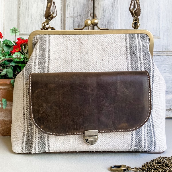 Grain sack purse, handbag, purse, linen, vintage, antique, hemp, frame, kiss lock bag, old world, grainsack, shoulder bag, crossbody