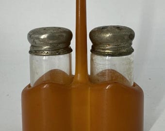 Bakelite Amber Butterscotch Salt Pepper Set Holder Small w/ Glass S P Shakers