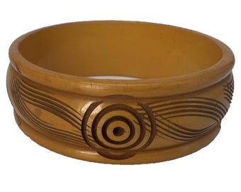 Vintage Butterscotch Bakelite Carved Bracelet Circle Motif Simichrome Tested