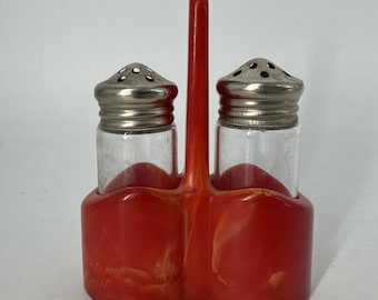 Vintage Bakelite Red Marble Design Holder Salt & Pepper Shakers Set