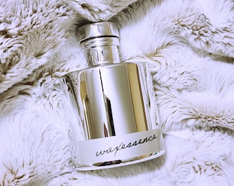 Reed Diffusers -  SILVER BOTTLE | Scented Room Fragrance | Aromatherapy Home Decor | Diffuser Oil | Essential Oil Diffuser