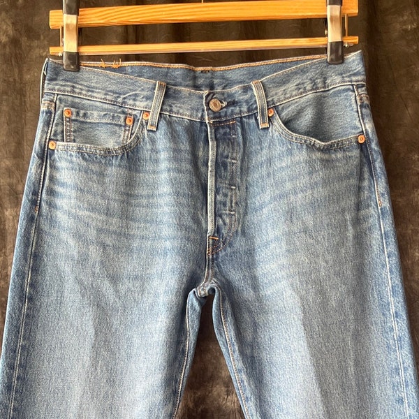 Levi’s 501 jeans 34X33 actual