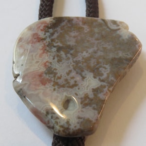 Gray Stone Bolo Tie-Polished Light Gray Beige White Stone Bolo Tie IC Lot 3