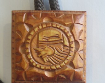 Vintage King Crown Wood Bolo Tie, Handcrafted Royal Design IC Lot C1