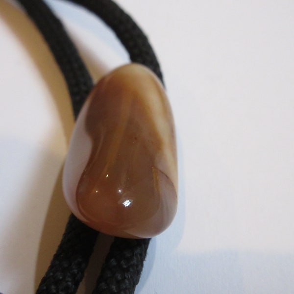 Beige Stone Bolo Tie, Handcrafted Cream Rust Red Shield Stone Rock Geologist Bolo Tie IC Lot H1