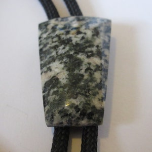 Green Stone Bolo Tie-Gifts for Her- Handcrafted Polished Green White Stone Rock Geologist Rockhound-Necktie-Necklace-Bolo Tie IC Lot D1