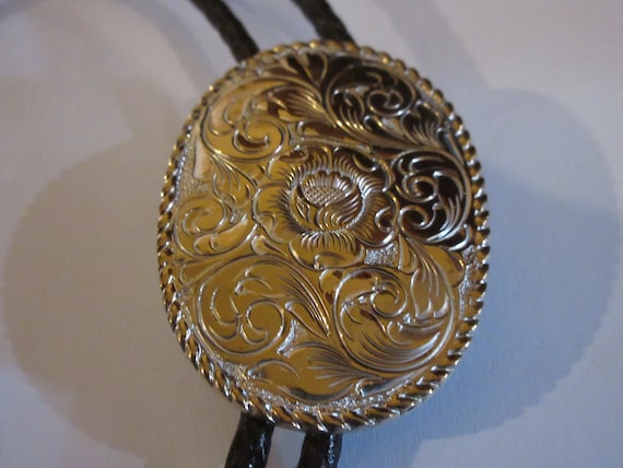 Flower Bolo Tie, Crumrine Gold Tone Flower Floral… - image 3