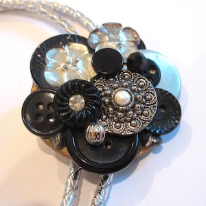 Buttons Bolo Tie-Gifts for Her-Handcrafted Oval Round Buttons Bolo Tie IC Lot 20