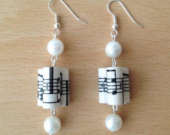 Music Notes paper bead earrings with pearls