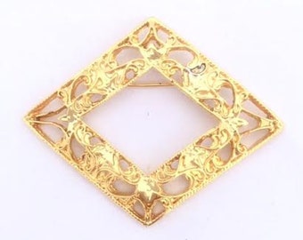 Vintage Diamond Shaped Gold Brooch  Victorian Style Filigree Brooch Cutwork Gold Tone Brooch, Gold Vintage Brooch Pin Classic Brooch