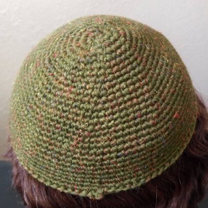 Mens Wool Kippah Autumal Green with Flecks, 8 Inch Camo Kippah, Rustic Simple Crochet Yarmulke