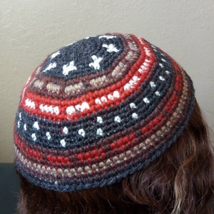 Mens 8.5 Inch Wool Rustic Kippah, Brown Black Rust Tan Casual Crocheted Yarmulke for Seders Festivals Cosplay