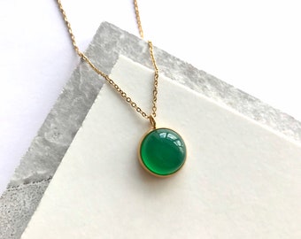 Green Onyx Necklace Natural Green Garnet Gemstone Necklace with Vermil Separators
