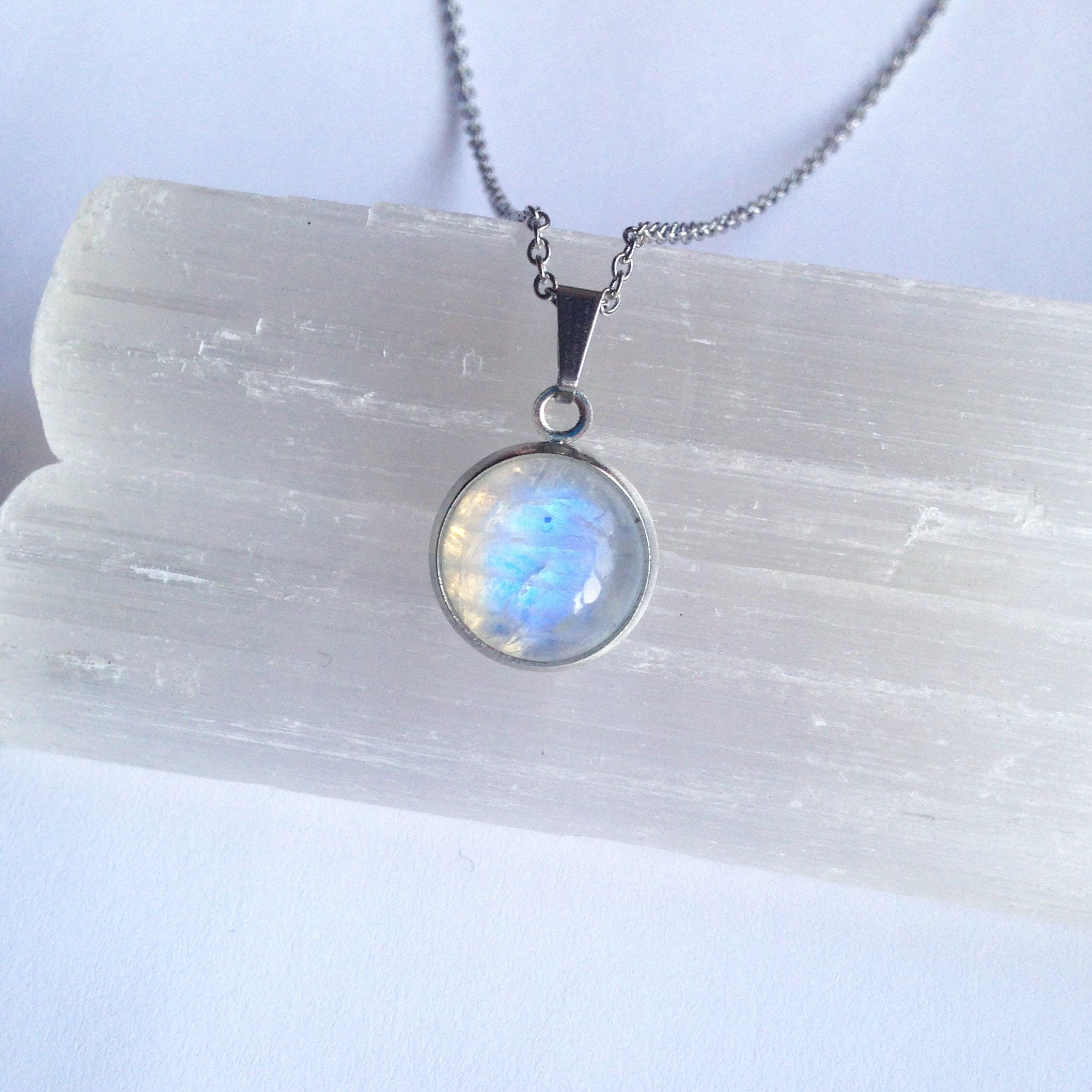 Natural Rainbow Moonstone Necklace - Moonstone Pendant on Silver Stai…