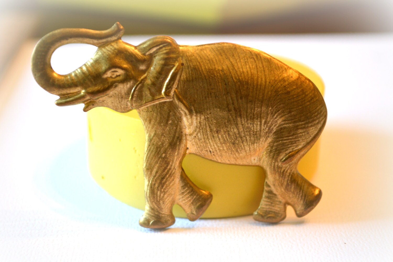 0833 Standing Elephant African Animal Silicone Rubber Flexible Food S…
