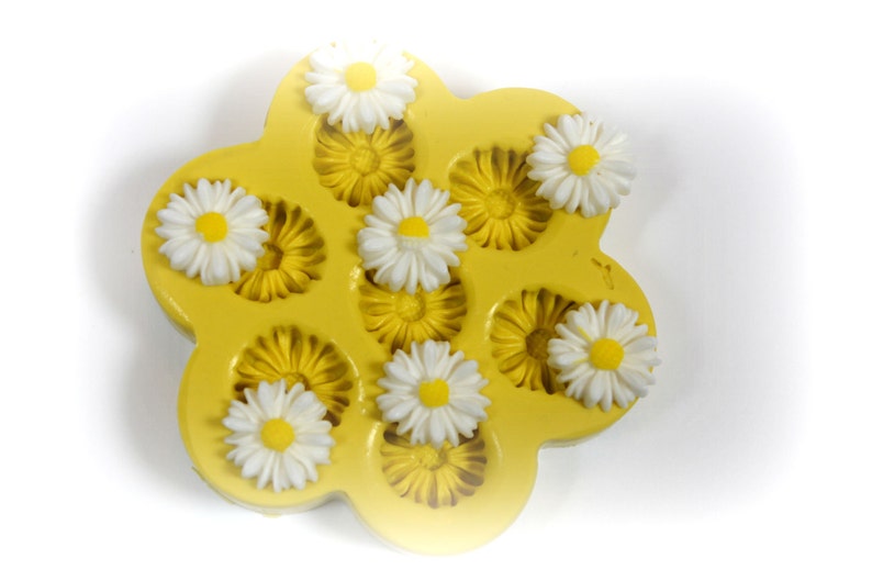 1156 7 Small Daisy Flowers Decoden Cabochons Kawaii Silicone Rubber Flexible Food Safe Mold Mould- Resin, clay, fondant, cupcake toppers 