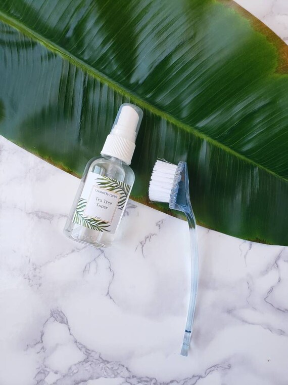 can we use tea tree oil with rose water