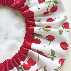 Shower Cap Cherries Print bathing showering hat. Soft Comfortable Red, Green, White Cotton outer & Waterproof inner. Glamourous Bath Gift. zdjęcie 3