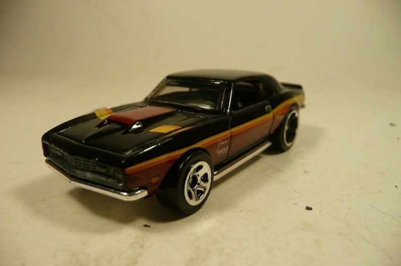 Keychain /'68 COPO Camaro 1968 chevy chevrolet COPO camaro key chain