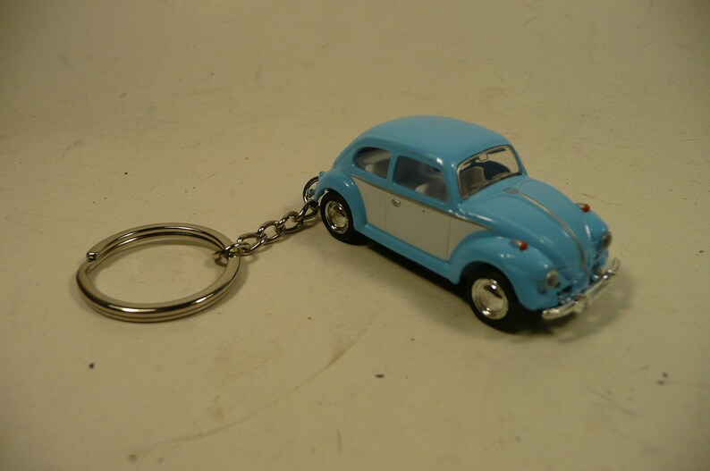 Keychain 60/'s VW BUG volkwagon beetle 2 tone bug key chain